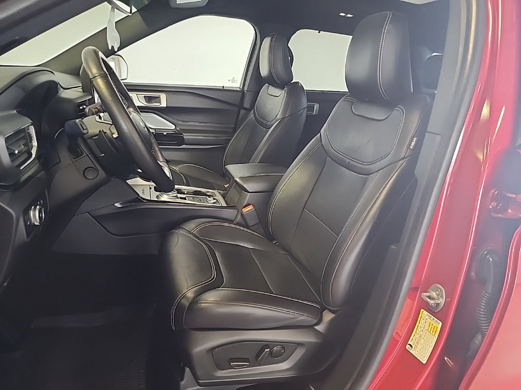 2023 Ford Explorer ST - Photo 12