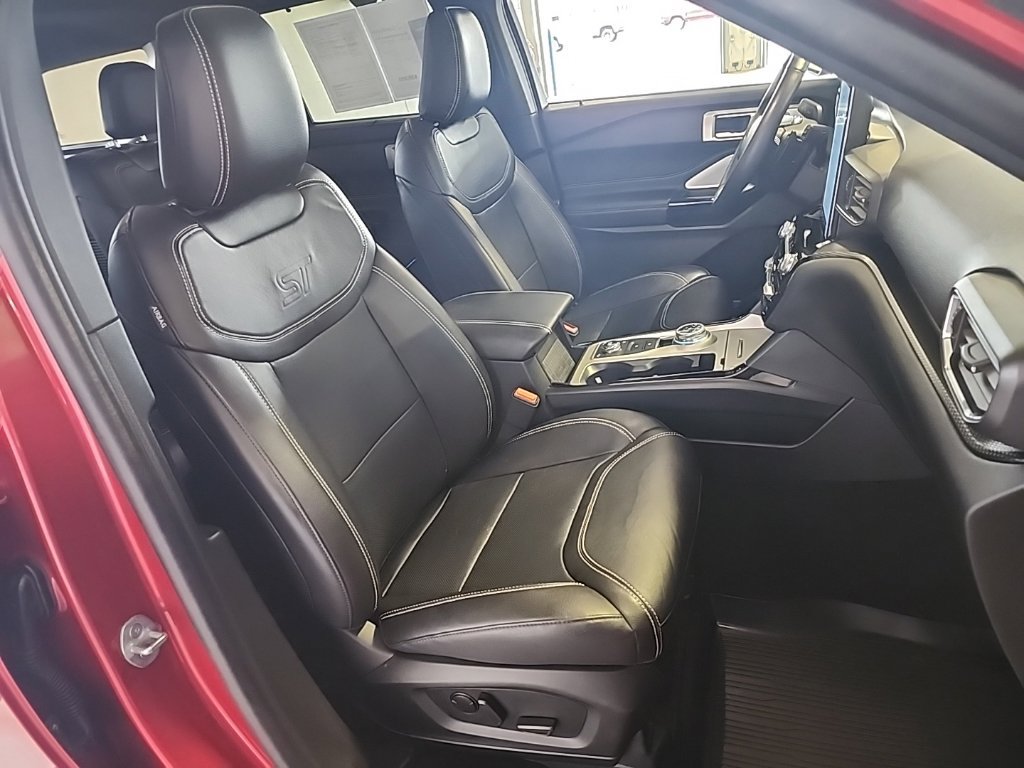 2023 Ford Explorer ST - Photo 19
