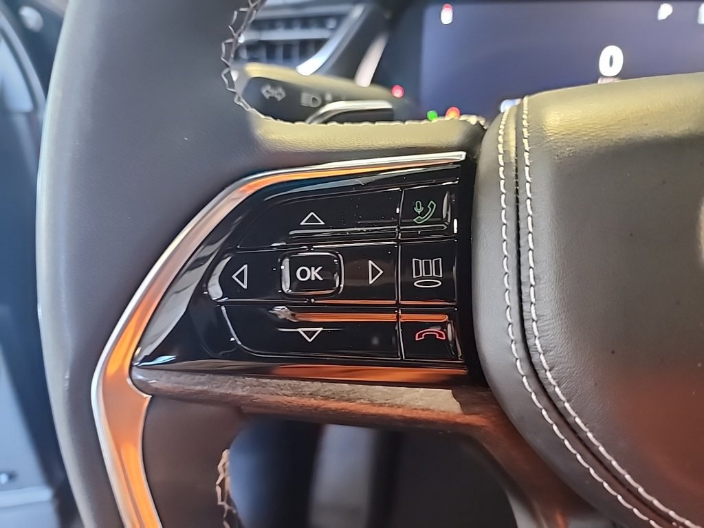 2023 Jeep Grand Cherokee Overland - Photo 21