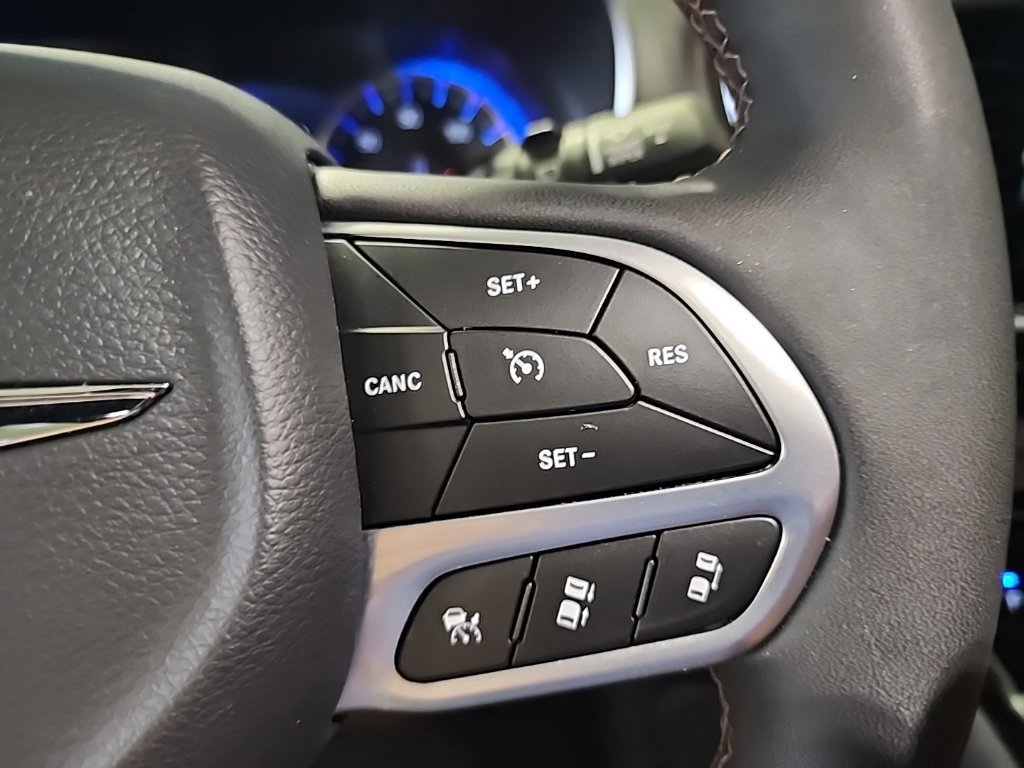 2025 Chrysler Pacifica Pinnacle - Photo 25