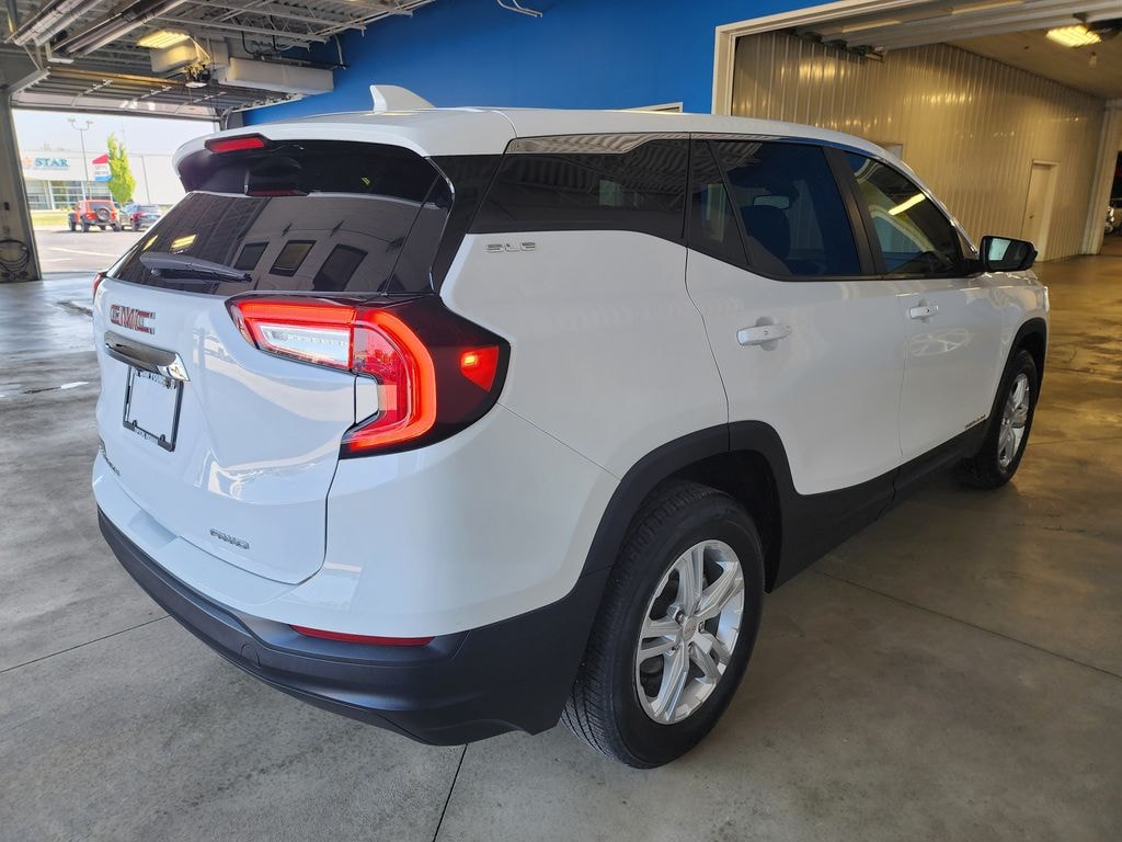 Used 2024 GMC Terrain SLE SUV