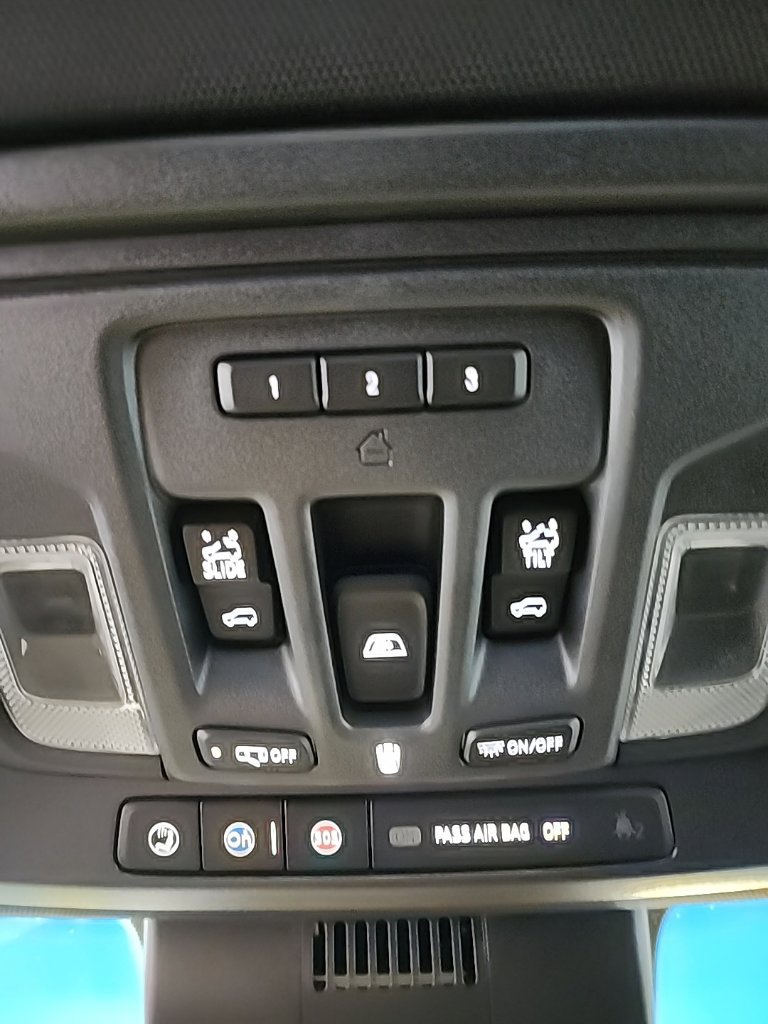 2022 Chevrolet Silverado 1500 High Country - Photo 18