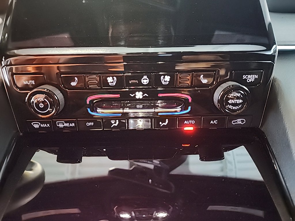 2023 Jeep Grand Cherokee Overland - Photo 26