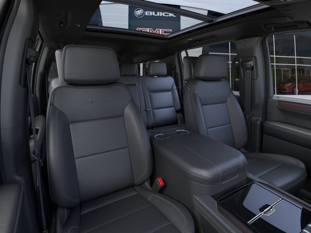 2026 GMC Yukon XL Denali - Photo 15