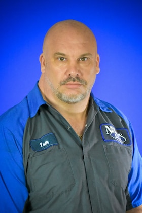 Staff member Thomas Payne from 286539a215e9