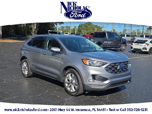 2022 Ford Edge Titanium's photo