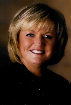 Staff member Lynda Nicholas from af4f52115877