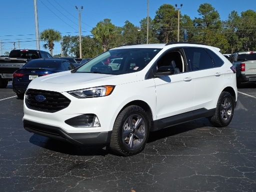 2022 Ford Edge SEL's photo