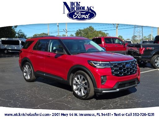 2025 Ford Explorer Platinum's photo