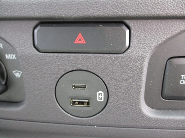 2025 Ford E-Series Cutaway Base - Photo 19