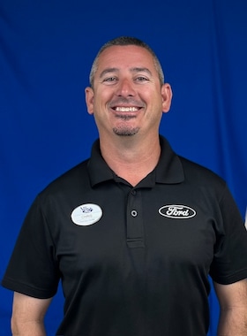 Staff member Chris Kawa from 3d7ec03a7d53