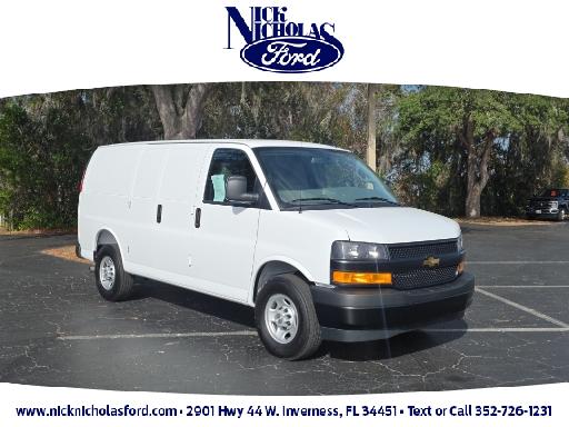 2025 Chevrolet Express 2500 Work Van HD's photo