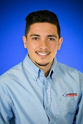 Staff member Eli Lindo from af4f52115877