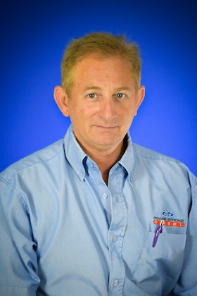 Staff member Patrick Nantz from 6094cbeff85b