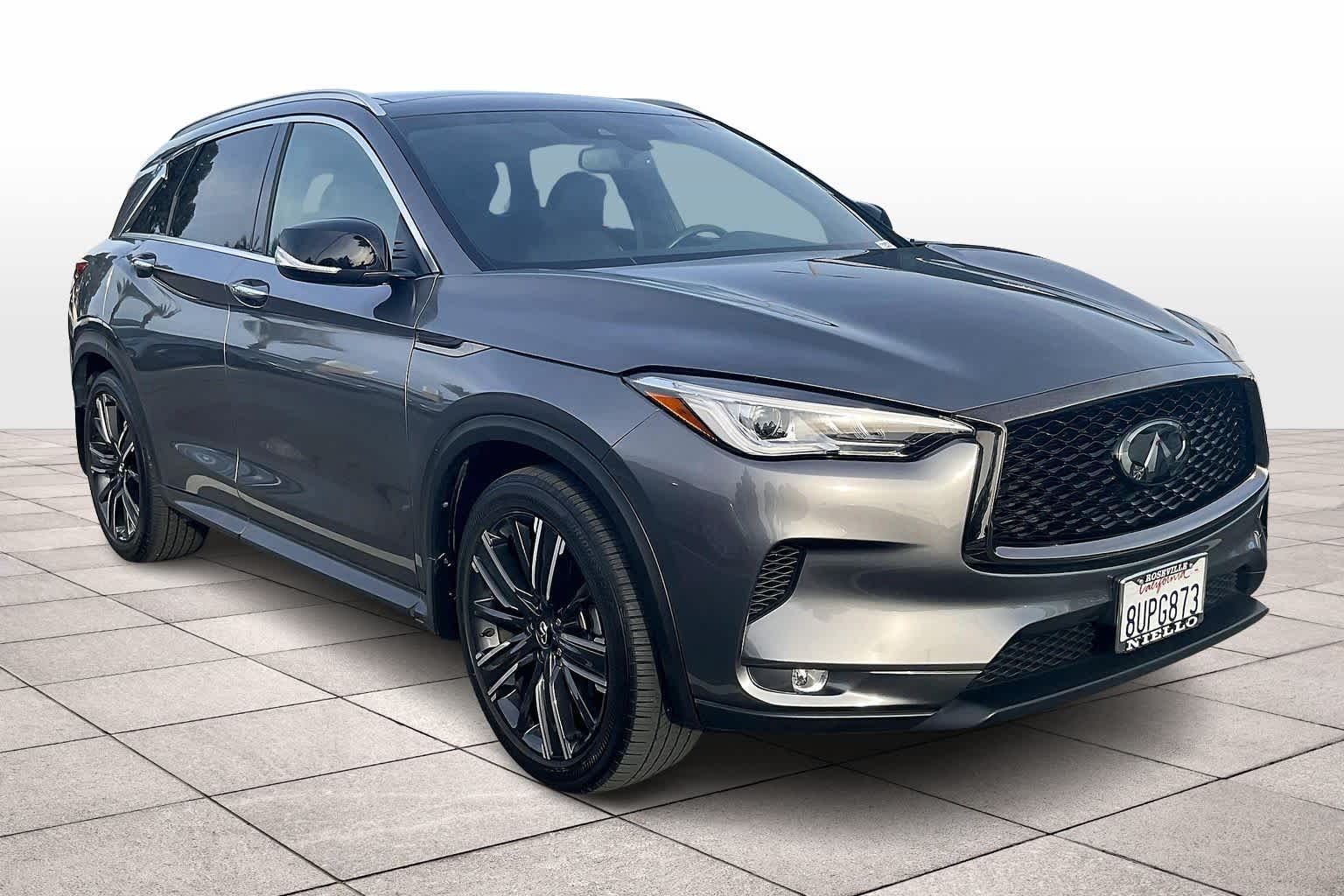2021 Infiniti QX50 Luxe photo 2