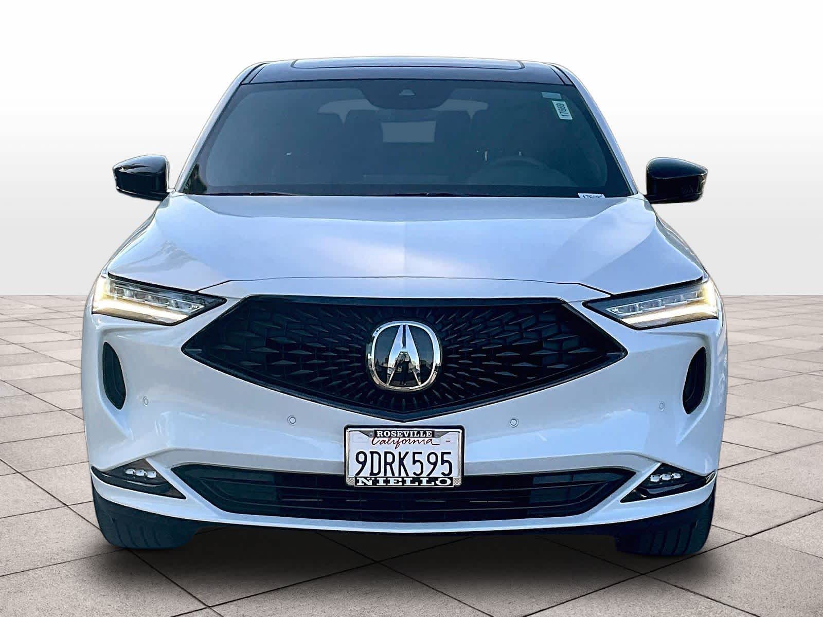 2023 Acura MDX photo 2