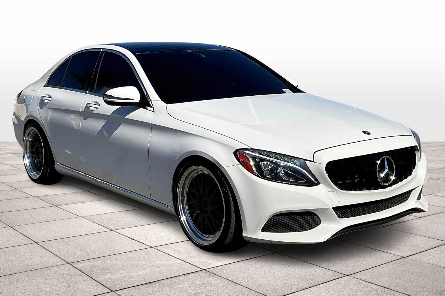 2018 Mercedes Benz C 350e photo 2