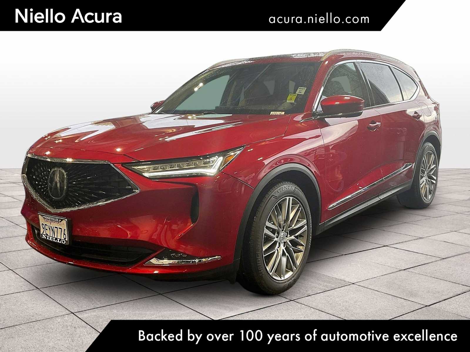 2023 Acura MDX SH-AWD w/Advance Package's photo