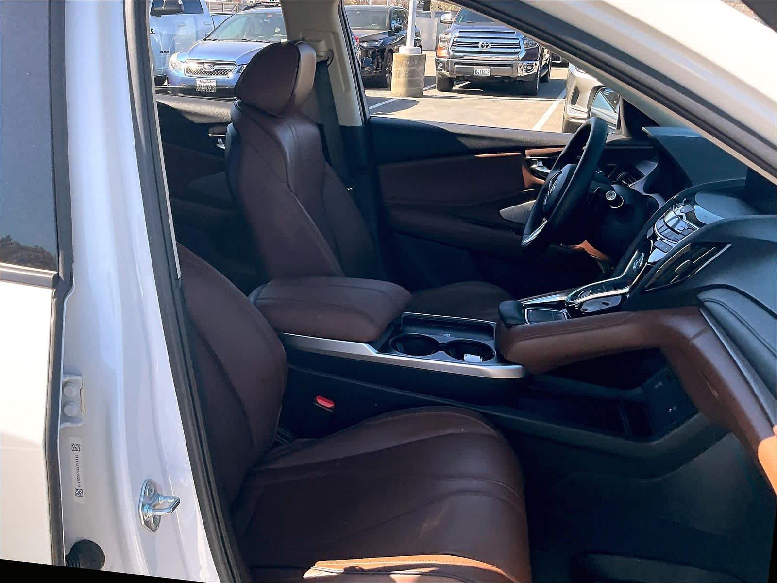 2025 Acura RDX photo 3