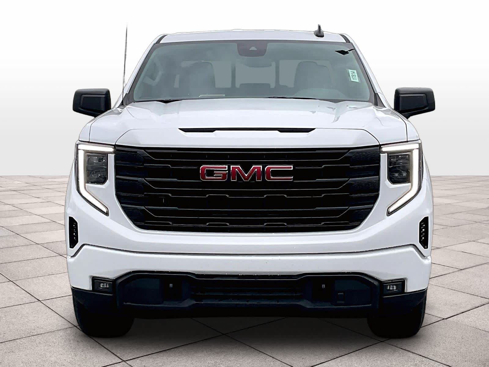 2023 GMC Sierra 1500 photo 2