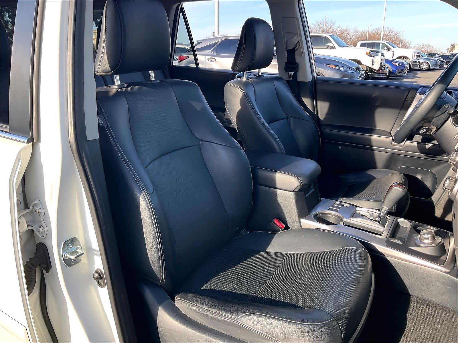 2020 Toyota 4Runner Limited photo 3