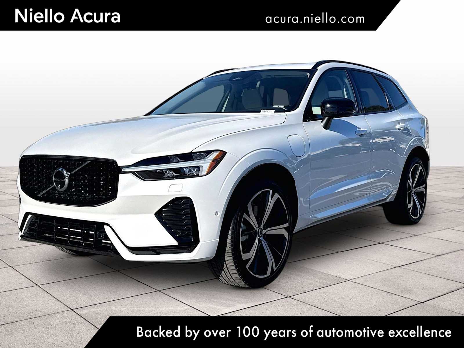  Volvo XC60 Plug-In Hybrid