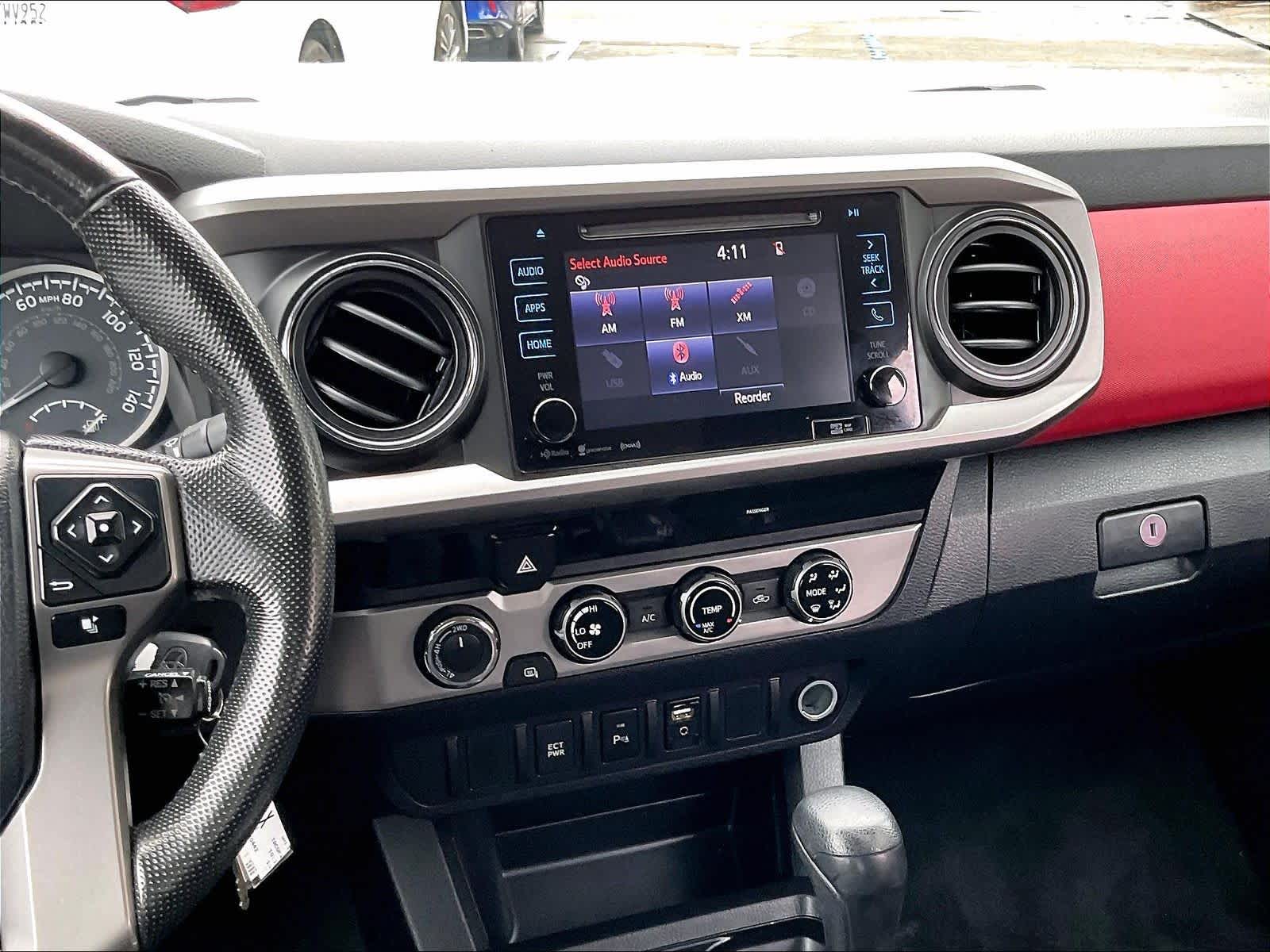 2016 Toyota Tacoma photo 6