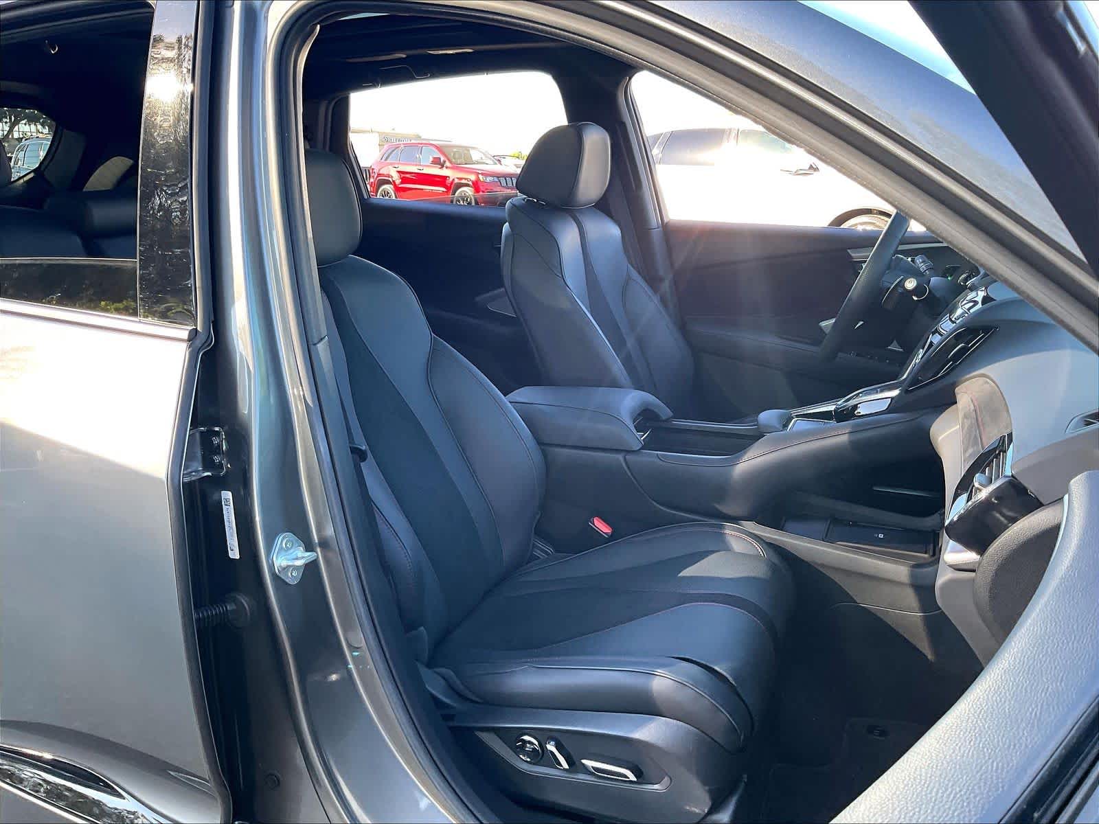 2024 Acura RDX photo 3