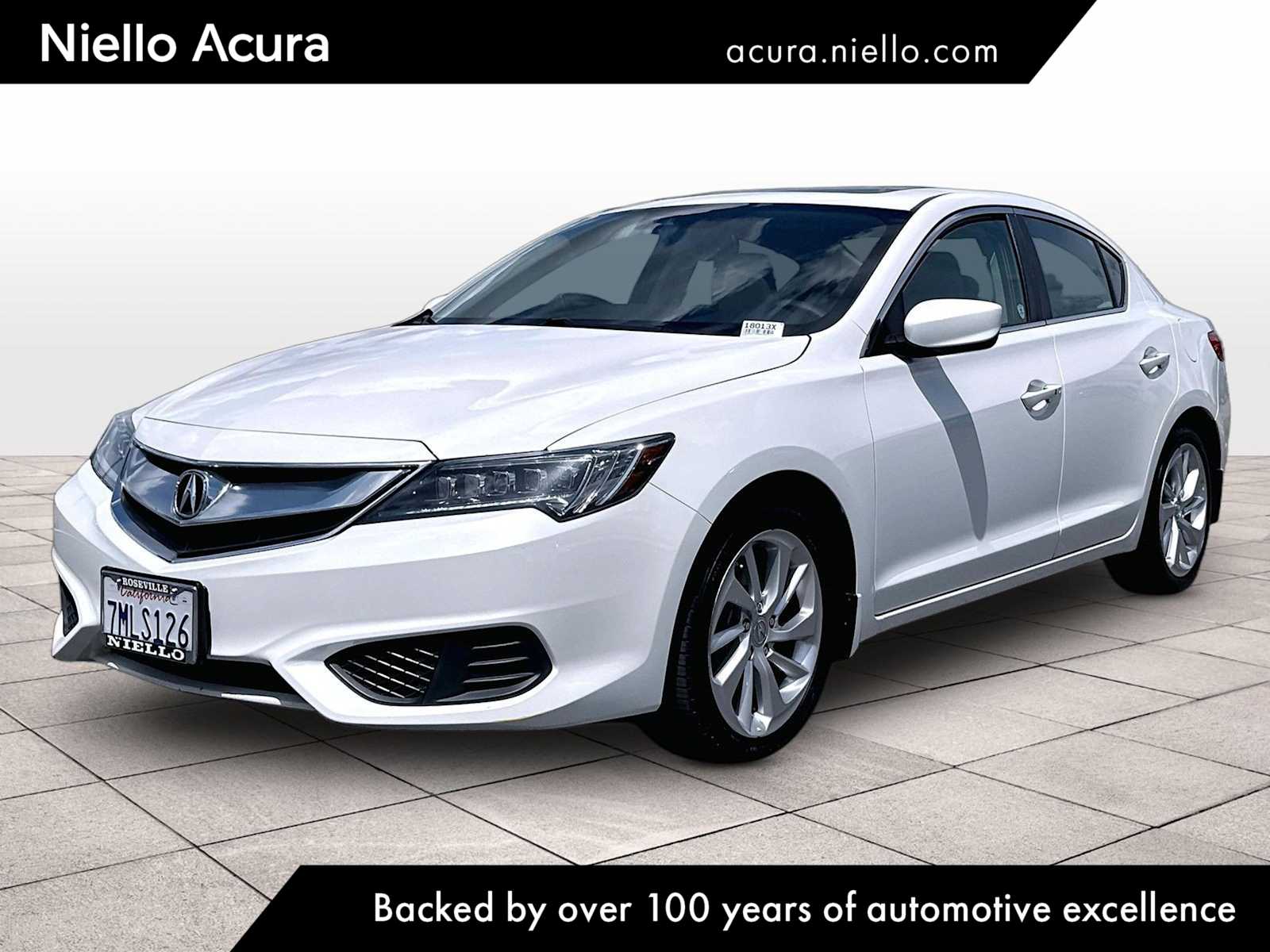 2016 Acura ILX Premium's photo