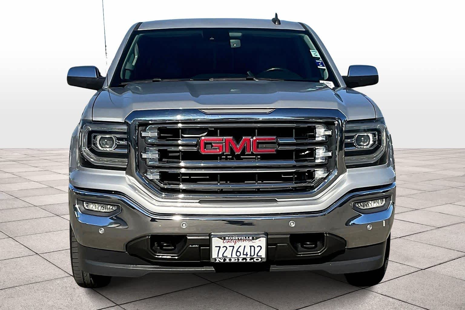 2017 Gmc Sierra 1500 SLT photo 3