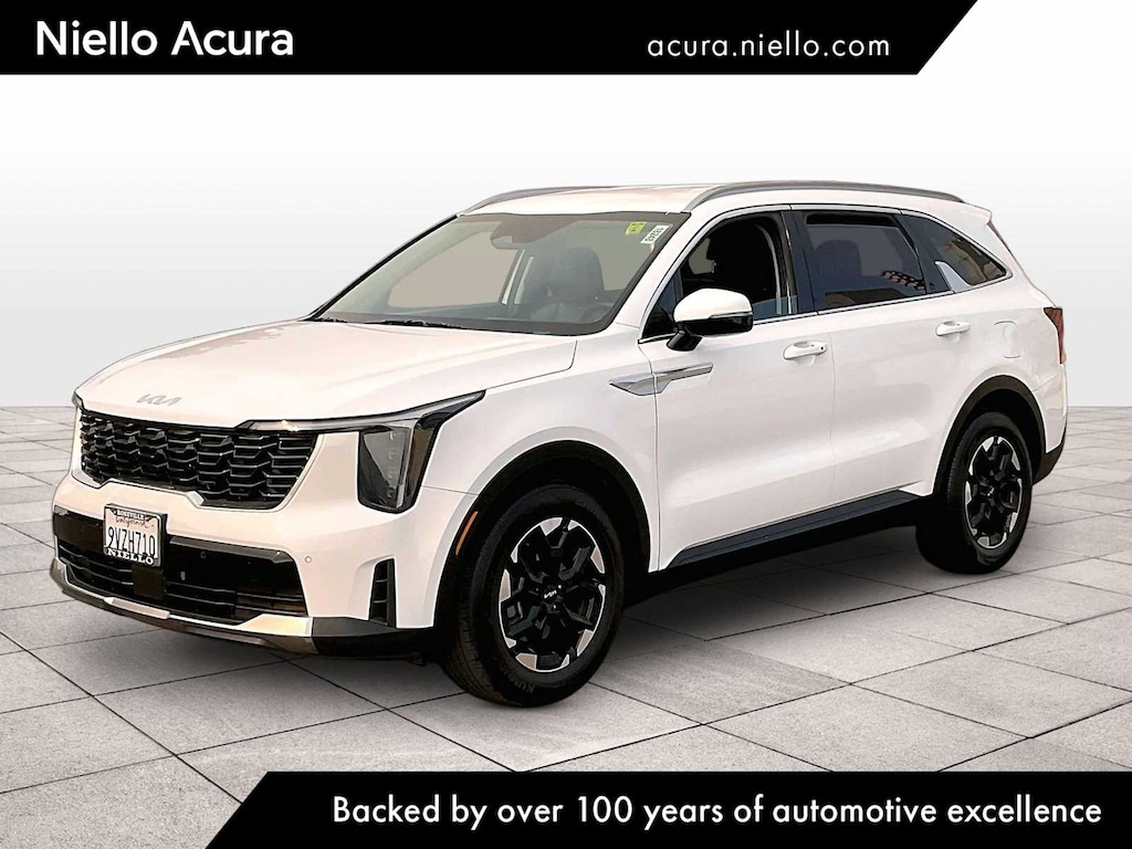 Used 2024 Kia Sorento S FWD