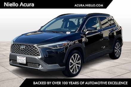 2022 Toyota Corolla Cross XLE 2WD (Natl)