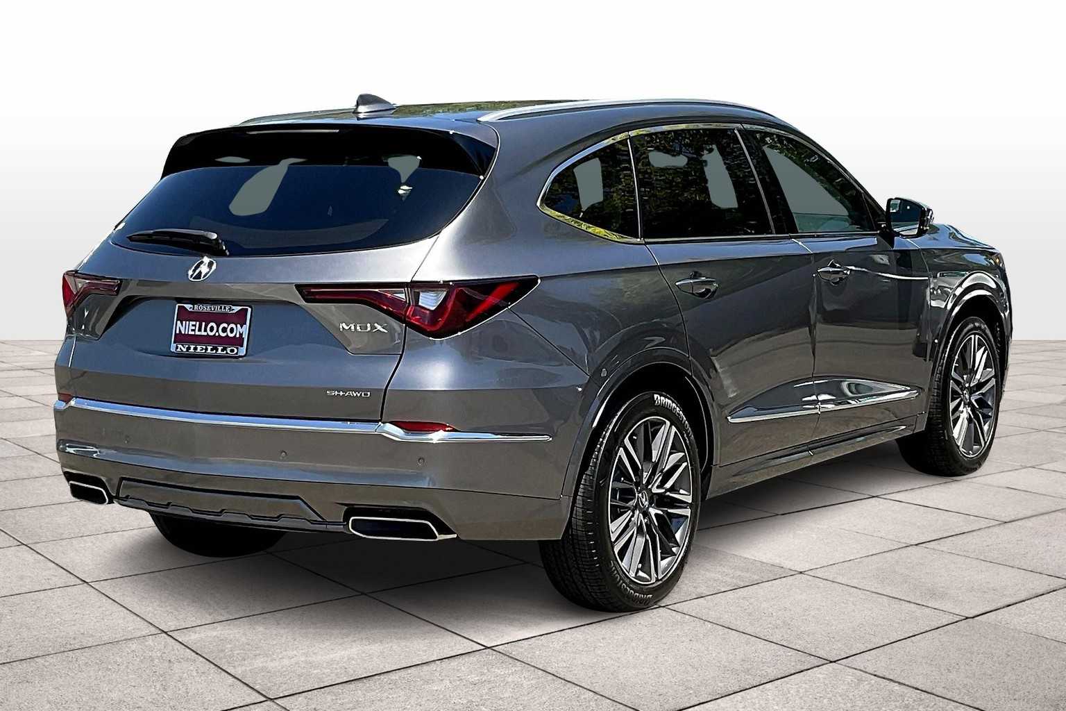 2026 Acura MDX SH-AWD Advance photo 4