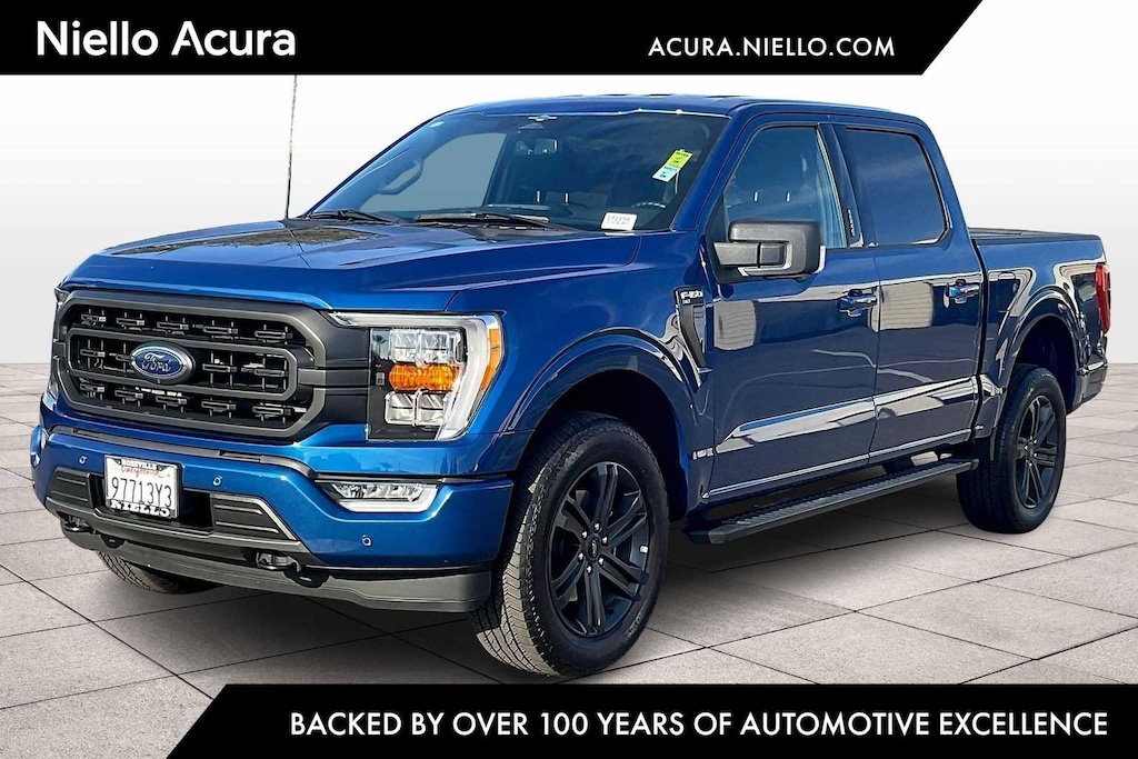 Used 2023 Ford F-150 XLT 4WD Supercrew 5.5 Box 4WD SuperCrew 5.5 Box