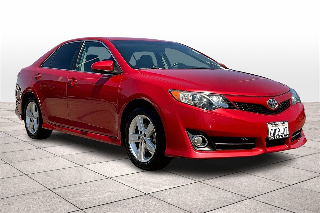 Used 2012 Toyota Camry SE with VIN 4T1BF1FK1CU565405 for sale in Roseville, CA