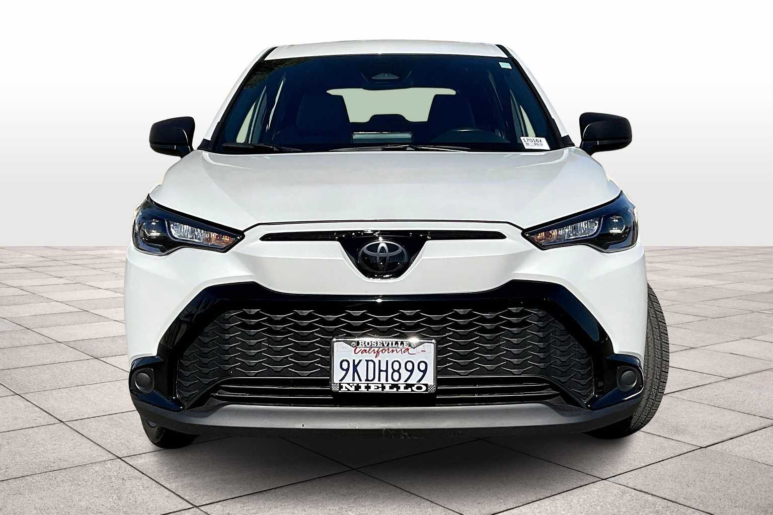 2023 Toyota Corolla Cross Hybrid photo 3