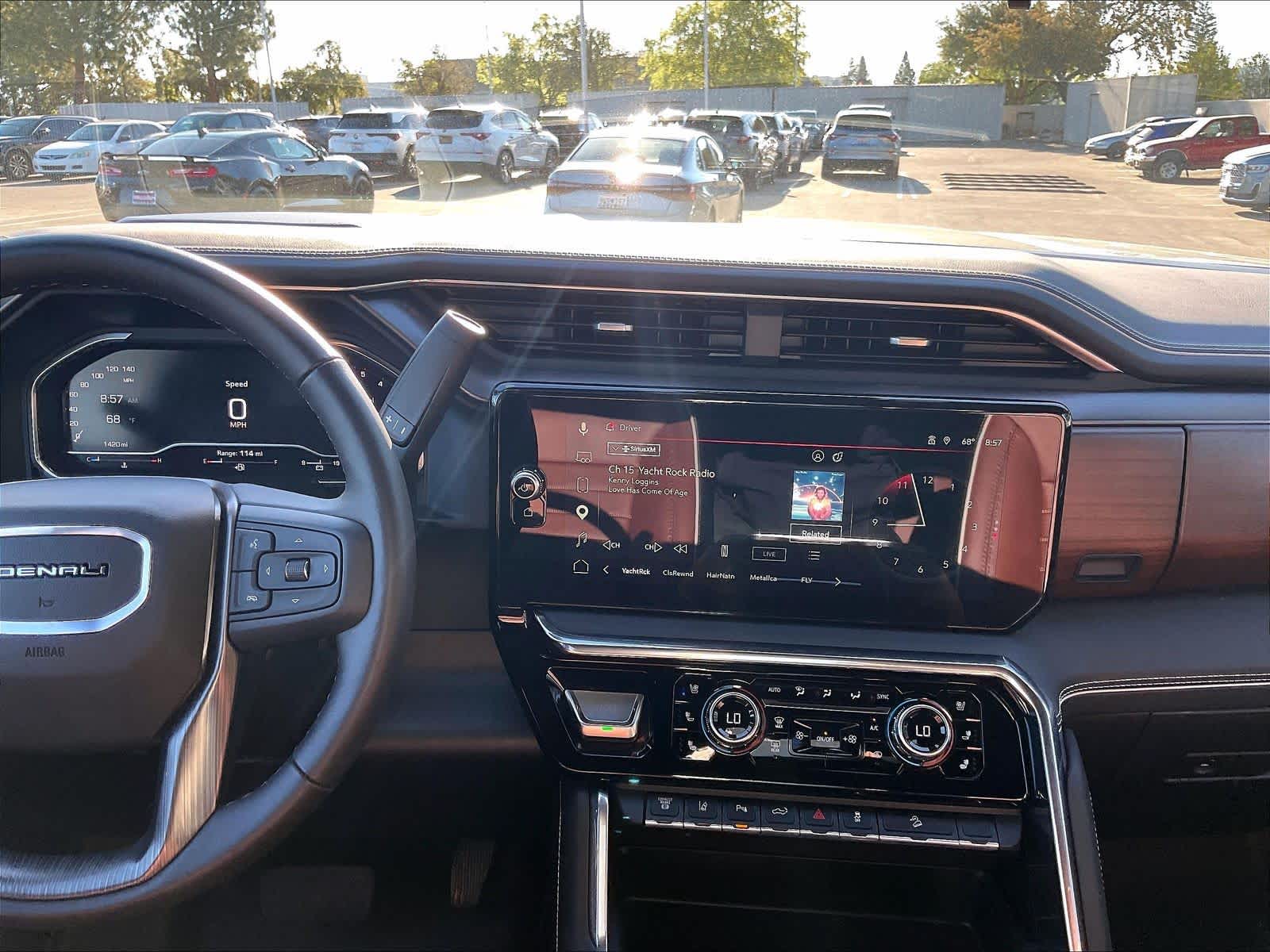 2025 GMC Sierra 2500HD photo 6