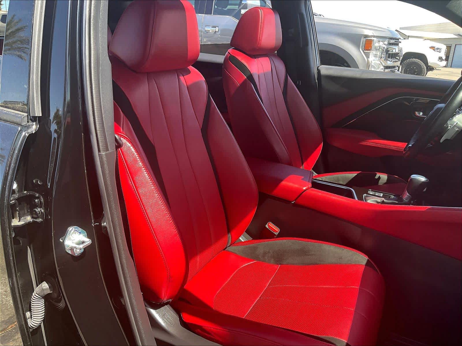 2025 Acura ADX photo 3