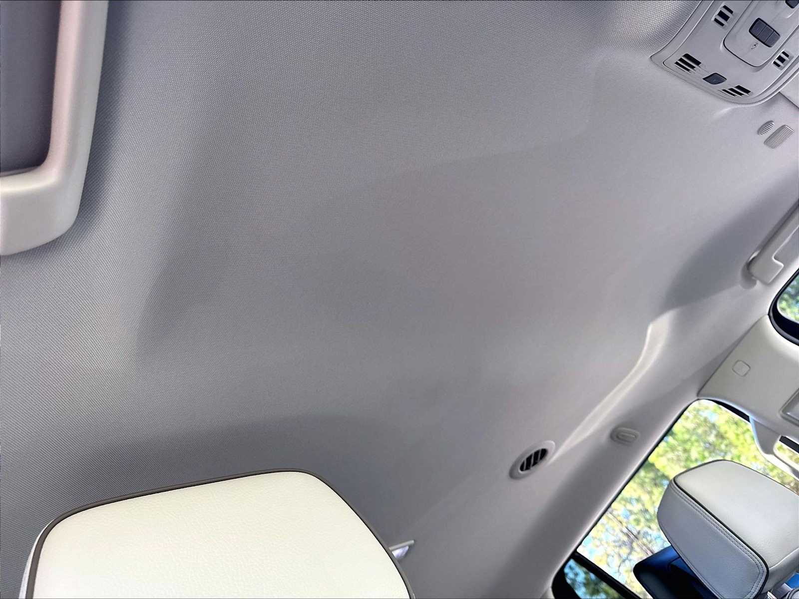 2024 GMC Yukon Denali - Photo 22