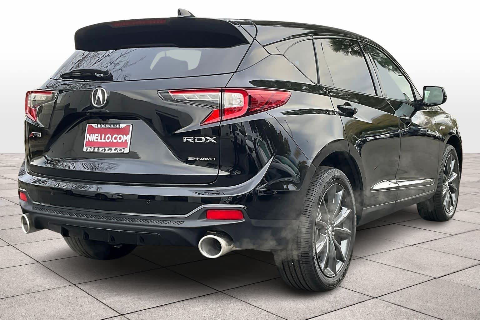 2025 Acura RDX A-Spec photo 3