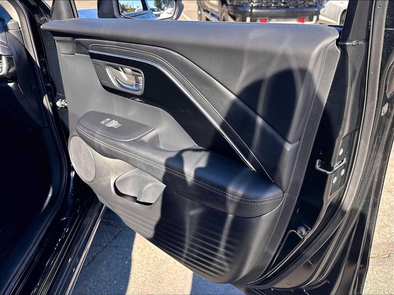 2025 Acura ADX Base - Photo 27