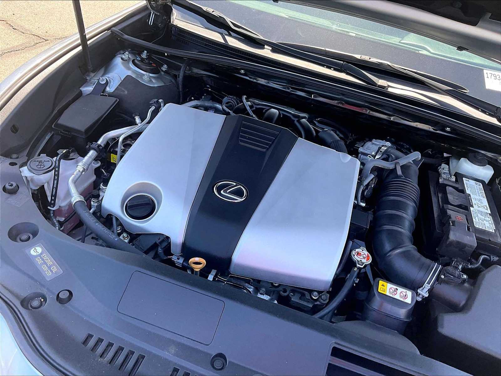 2022 Lexus ES 350 - Photo 31