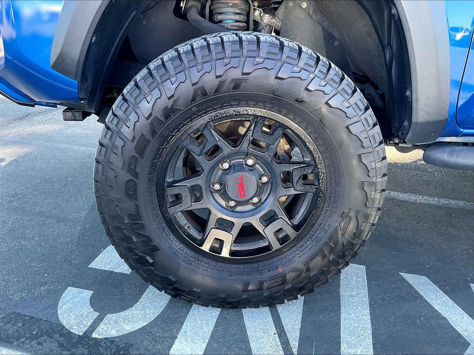 2018 Toyota Tacoma photo 3