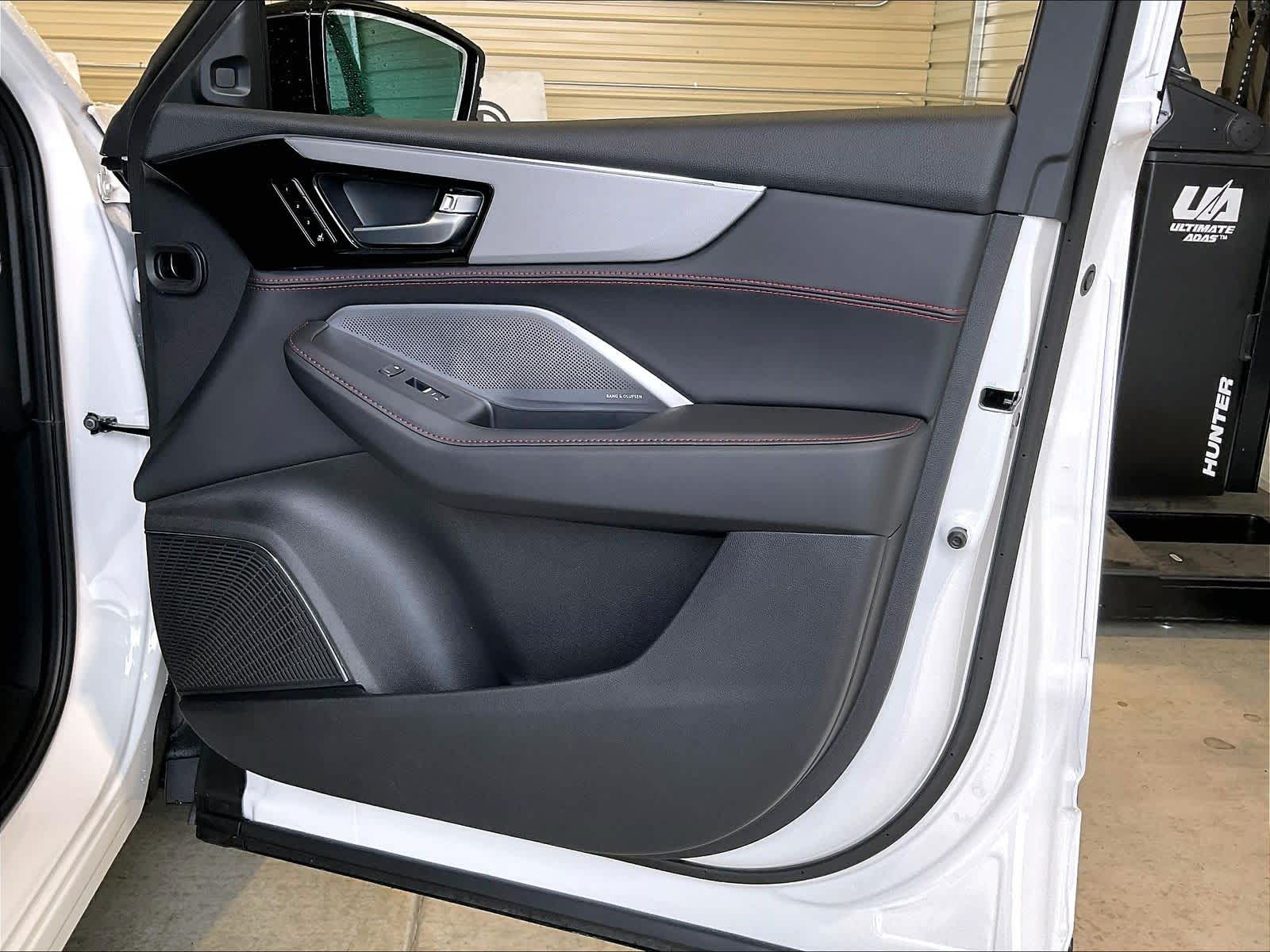 2026 Acura MDX A-Spec w/Advance Package - Photo 30