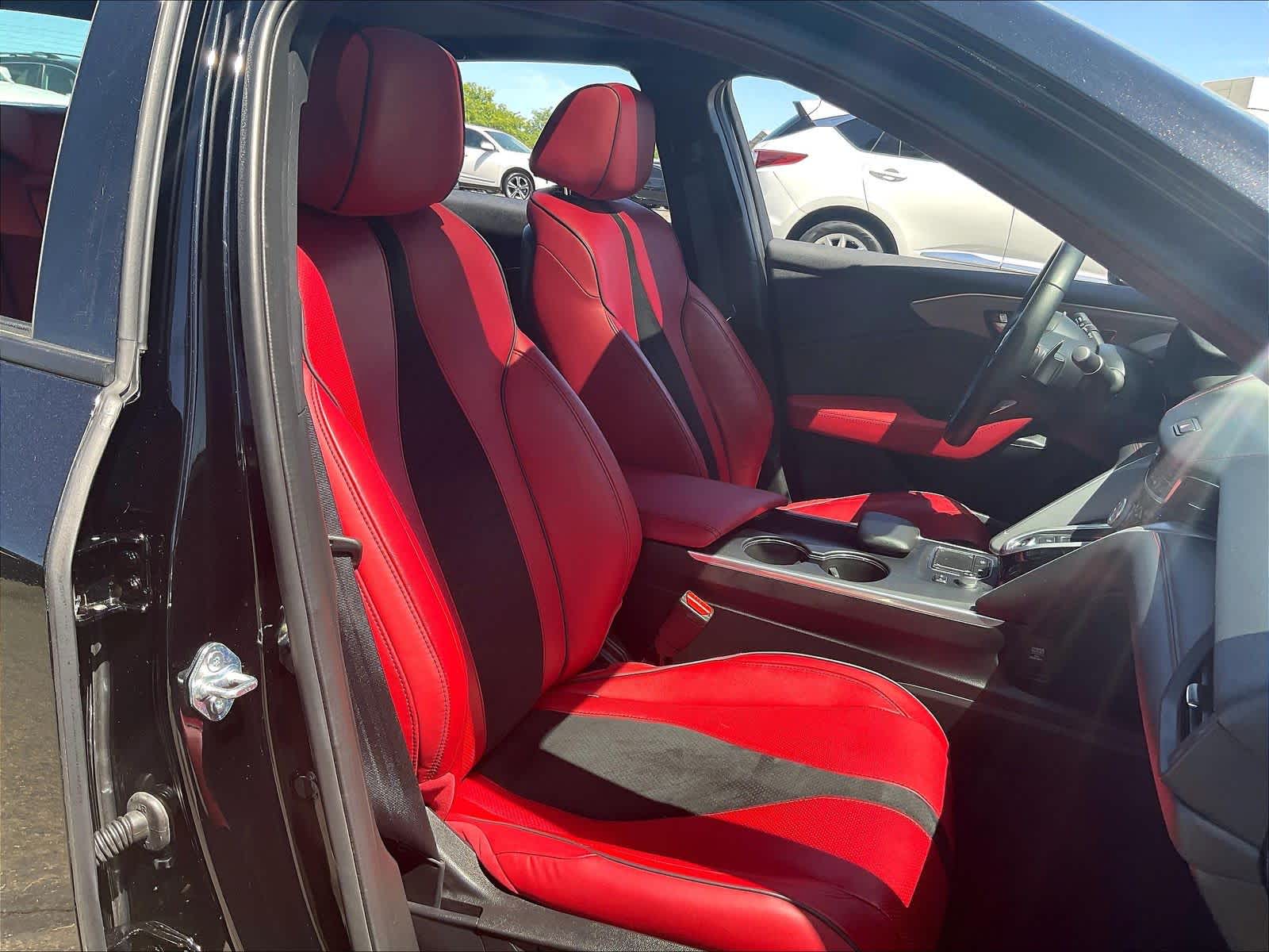 2025 Acura TLX photo 3