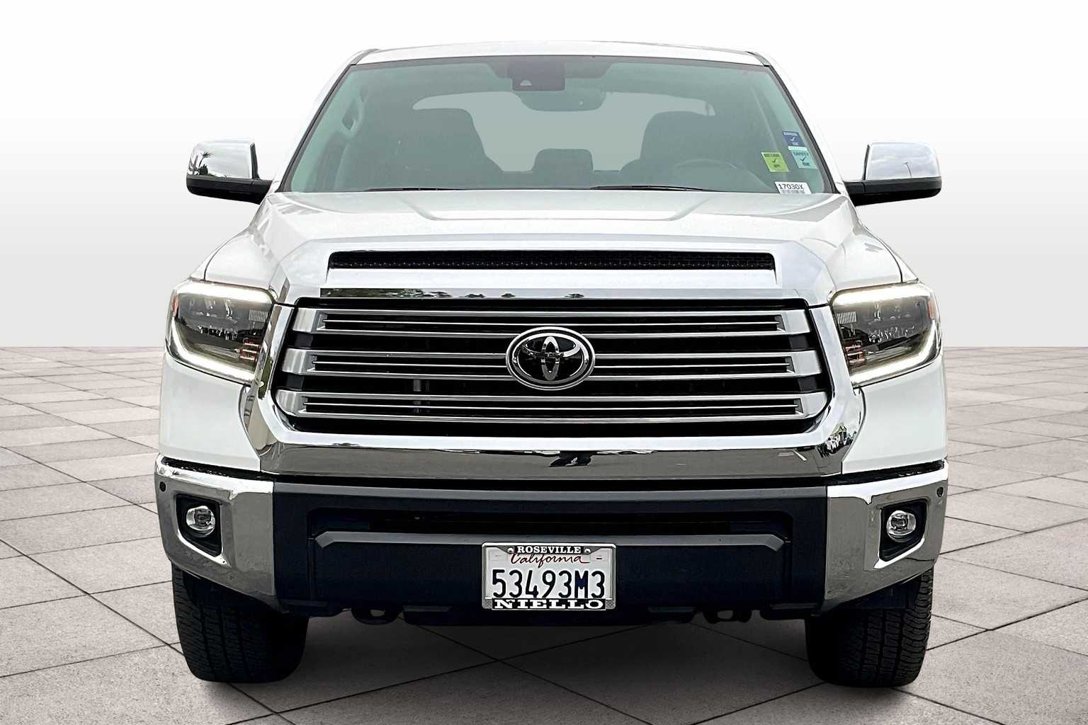 2020 Toyota Tundra Limited CrewMax photo 3
