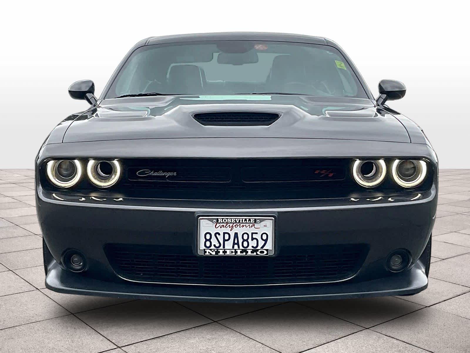 2020 Dodge Challenger photo 2