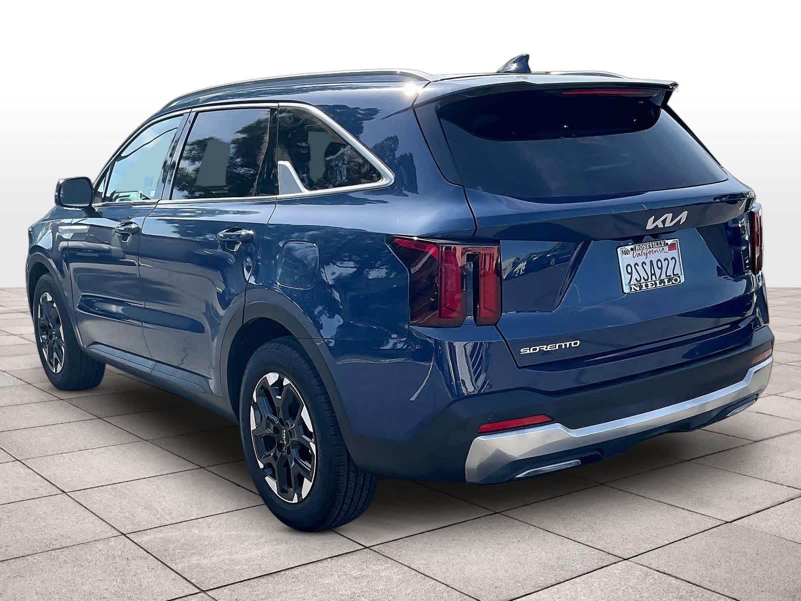 2025 Kia Sorento photo 5