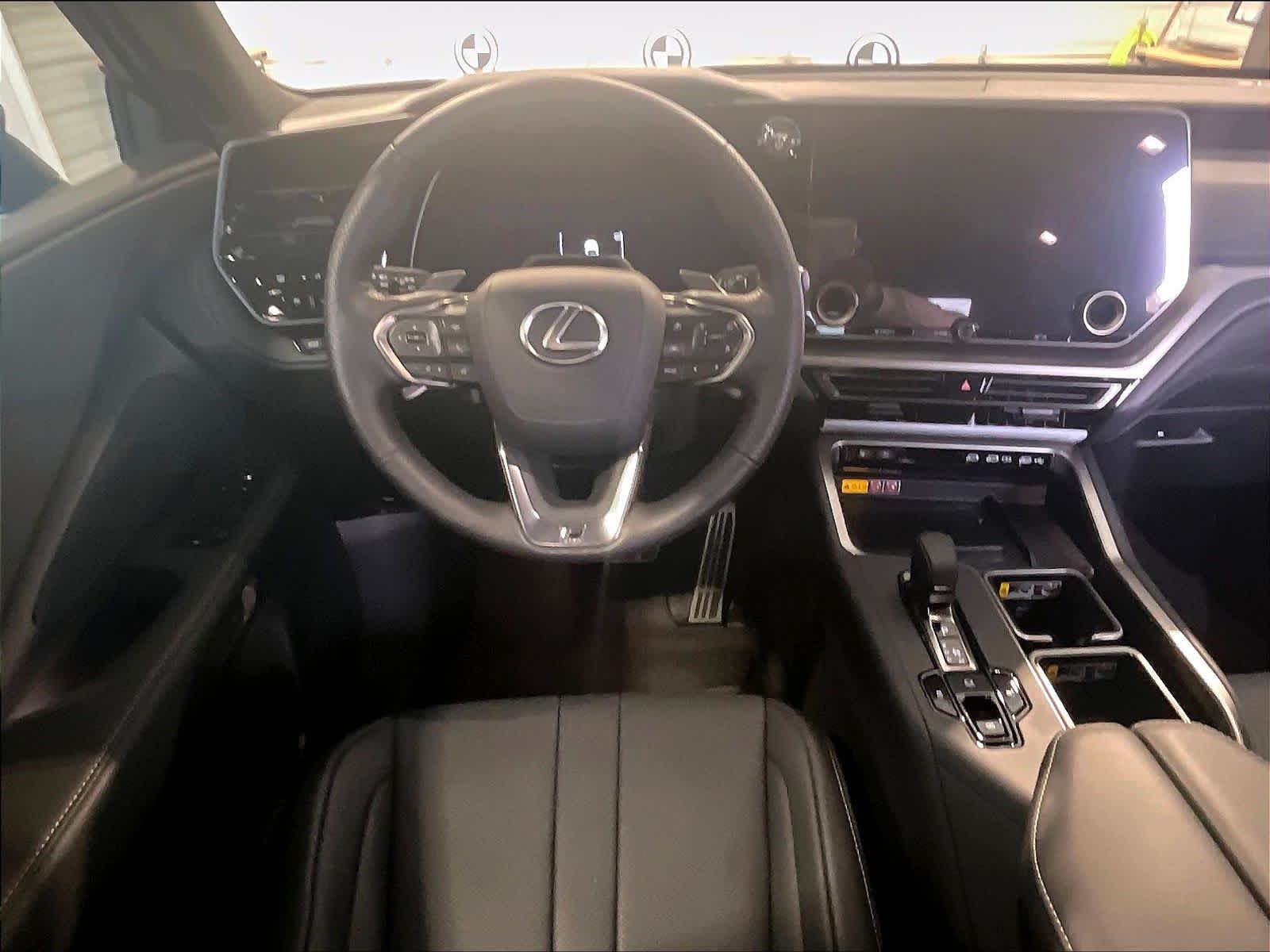 2025 LEXUS TX 500h F Sport Premium photo 5