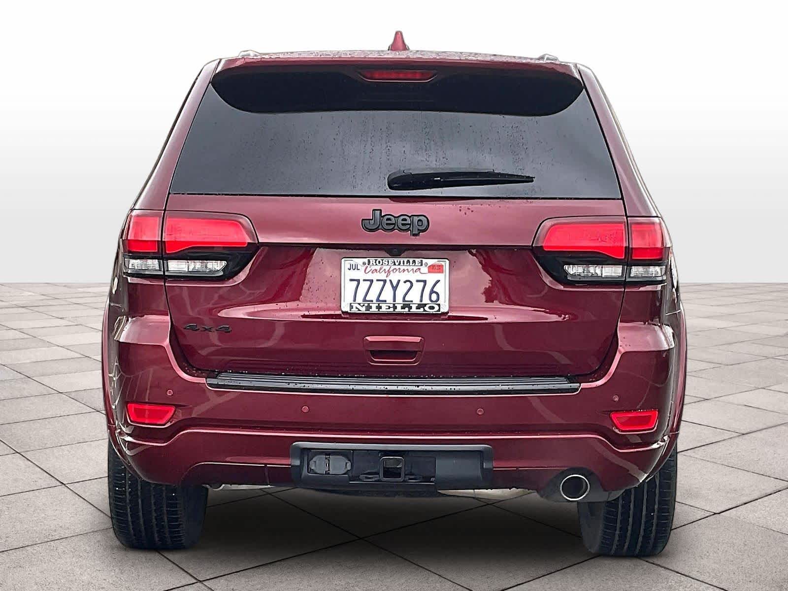 2017 Jeep Grand Cherokee photo 4